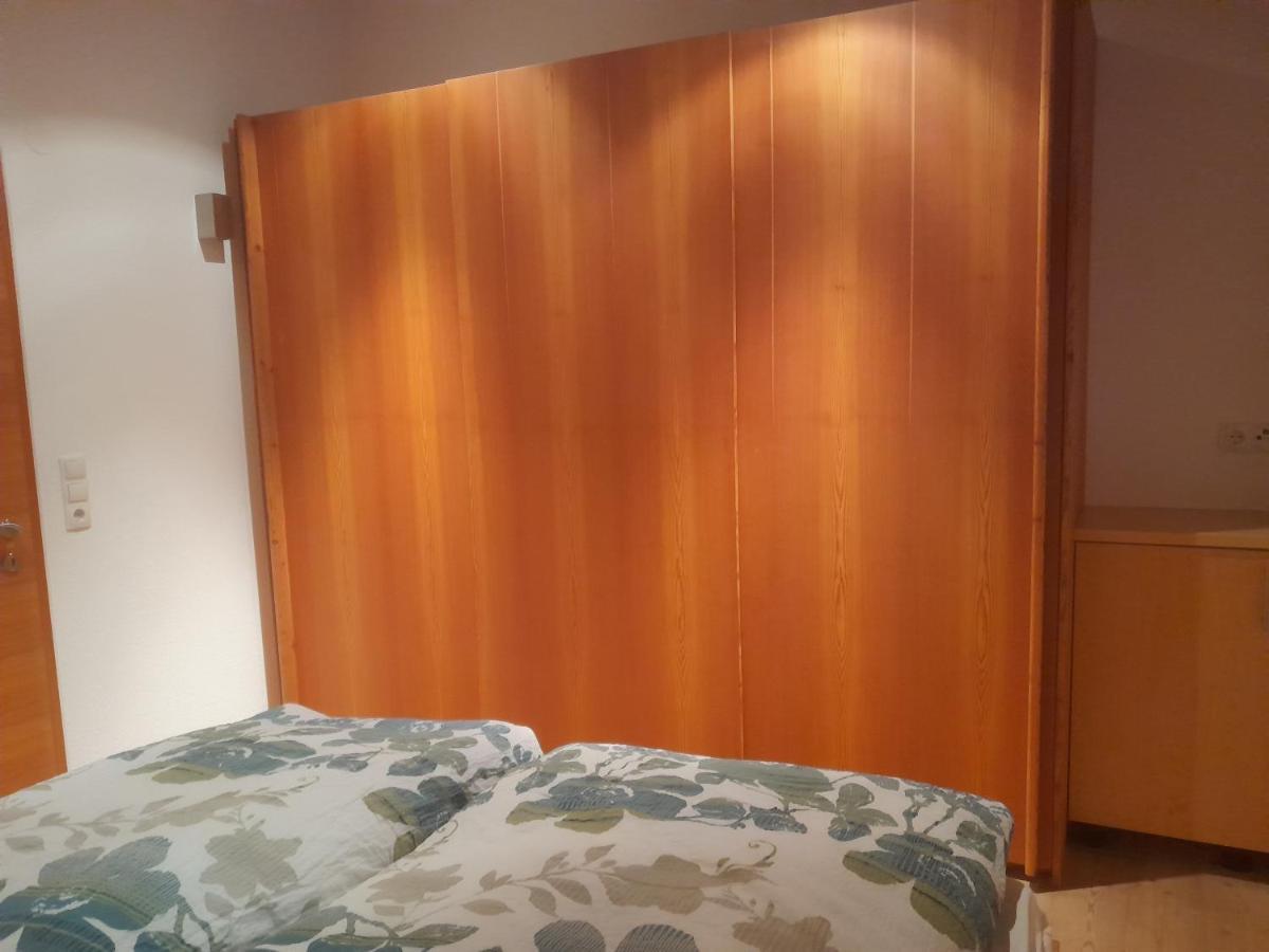 Haus Hotz Apart Talblick Grins Kültér fotó
