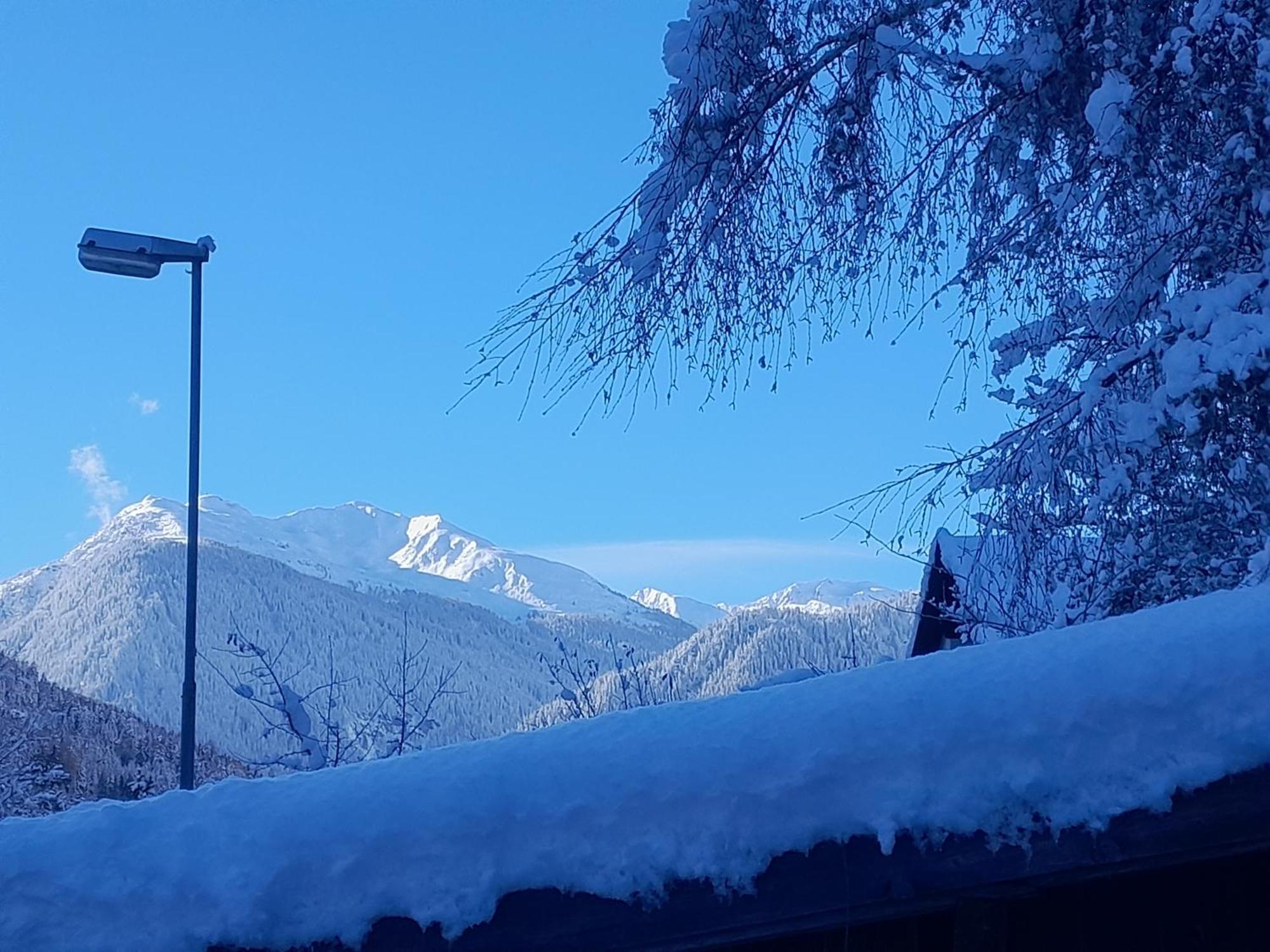 Haus Hotz Apart Talblick Grins Kültér fotó